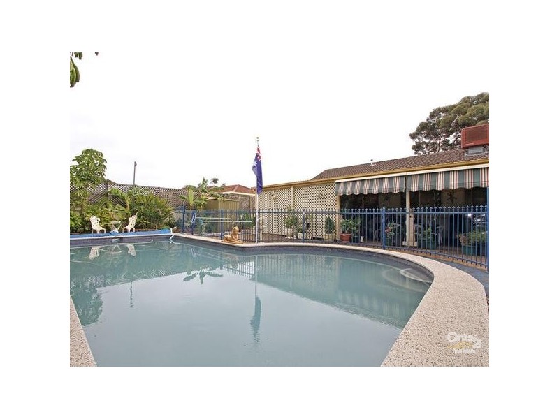 8 LILLIMUR AVENUE, Morphett Vale SA 5162