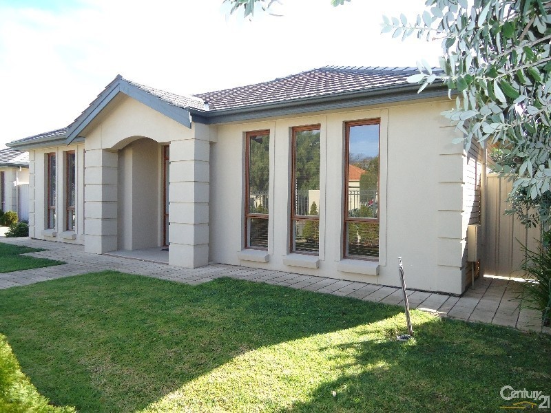 4D Harrow Road, Somerton Park SA 5044