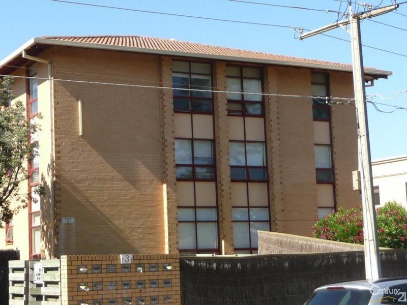 17/3 Broadway, Glenelg South SA 5045