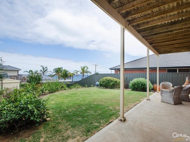 9 Kooraweera Street, Hallett Cove SA 5158