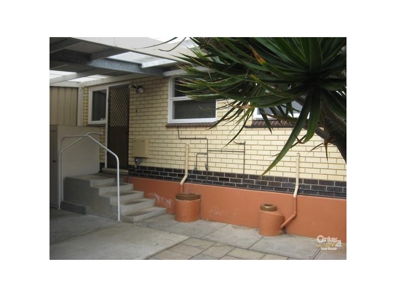 4 / 240A SEAVIEW ROAD, Henley Beach SA 5022