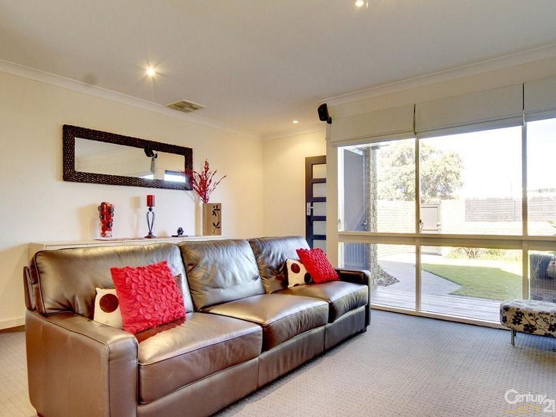 1/18 Adelphi Terrace, Glenelg North SA 5045