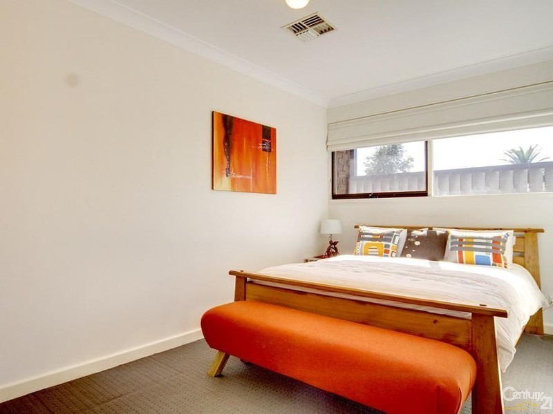 1/18 Adelphi Terrace, Glenelg North SA 5045