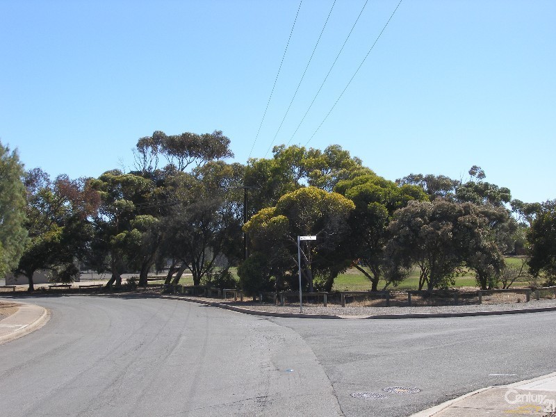 18 Francis Street, O’sullivan Beach SA 5166