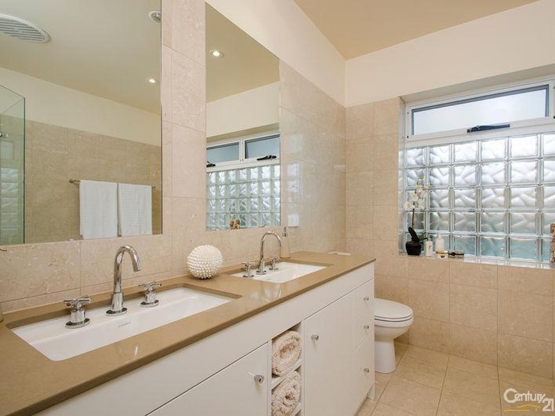 17 Moore Street, Somerton Park SA 5044