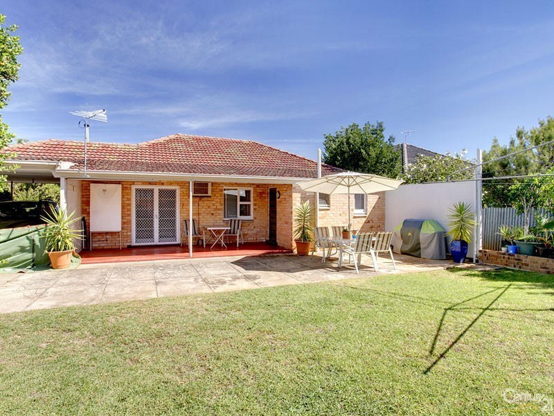 73 Acacia Street, Seacliff SA 5049