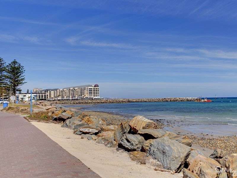 10/22 North Esplanade, Glenelg North SA 5045