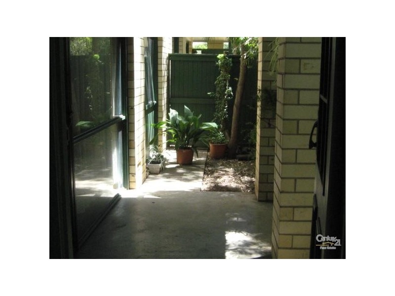 11 / 2 FERGUSON STREET, Glenelg North SA 5045