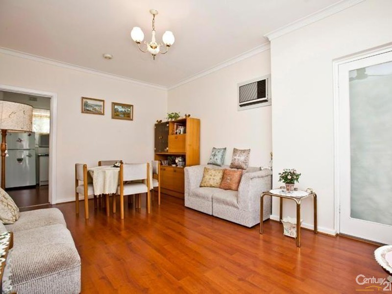 3A/6 Penzance Street, Glenelg SA 5045