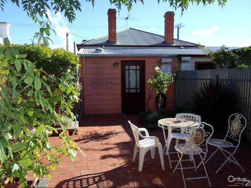 4 Union Street, Glenelg South SA 5045