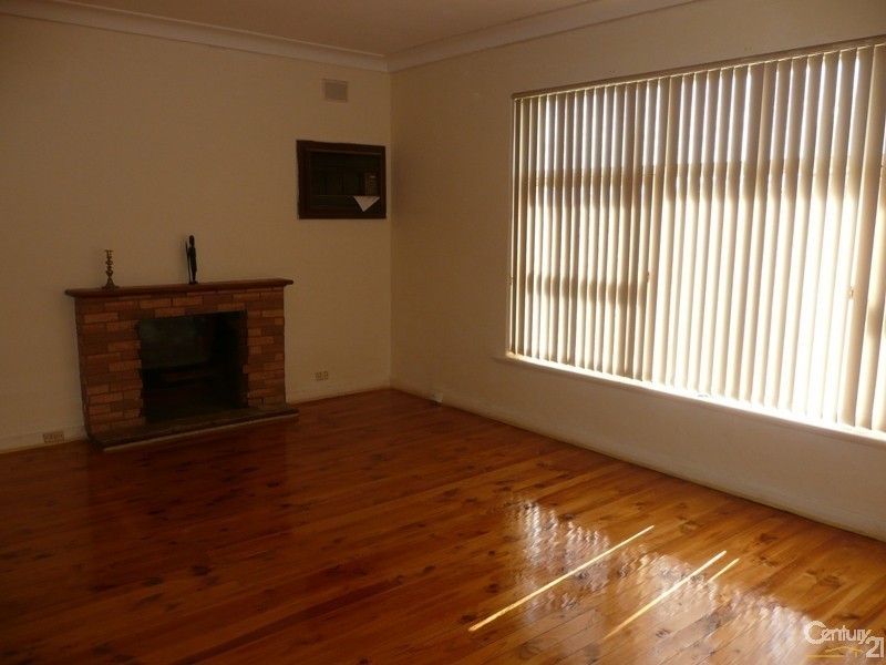 17 Emma Street, Marino SA 5049