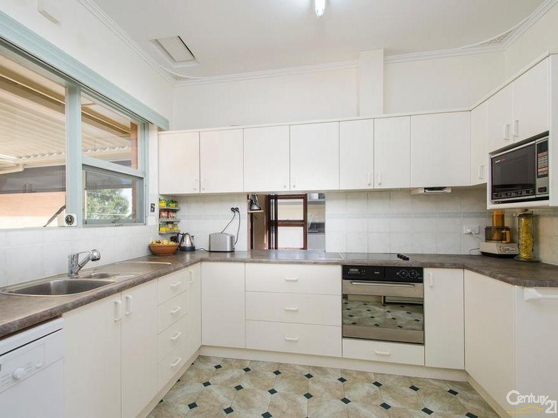 18 Bandon Terrace, Kingston Park SA 5049