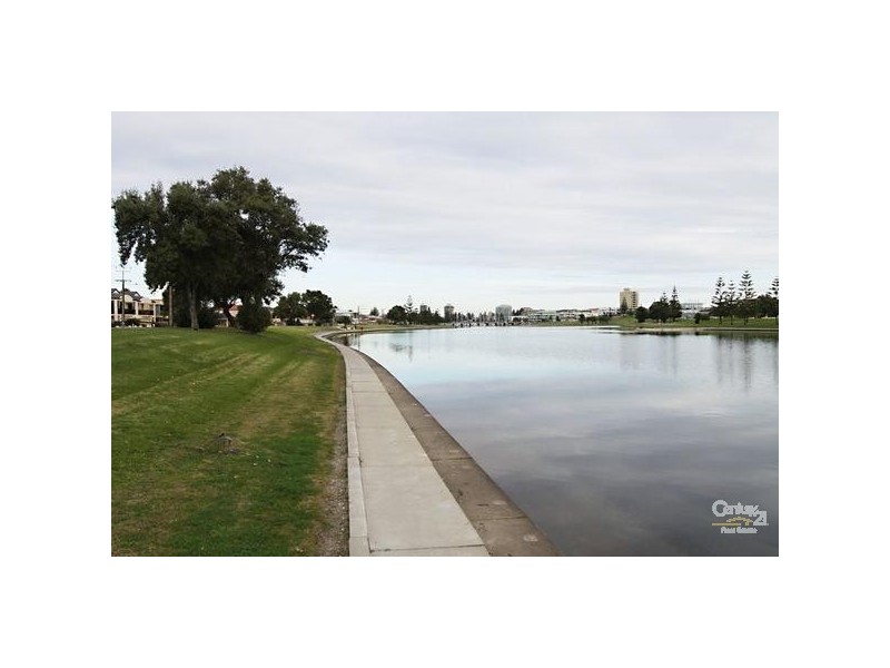20 / 50-51 ADELPHI CRESCENT, Glenelg North SA 5045