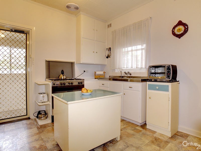 27 Somers Street, North Brighton SA 5048