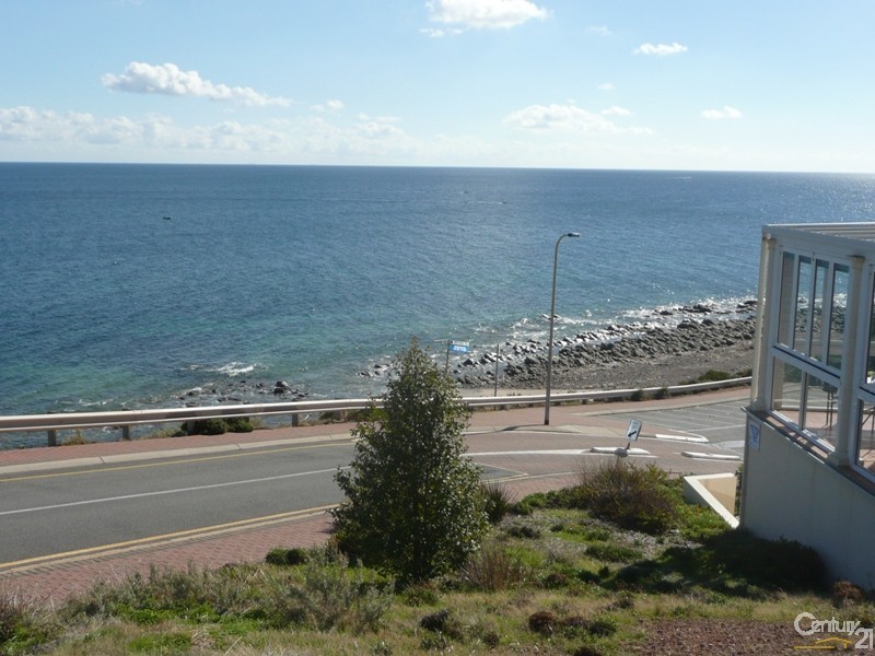 2 Jervois Terrace, Marino SA 5049