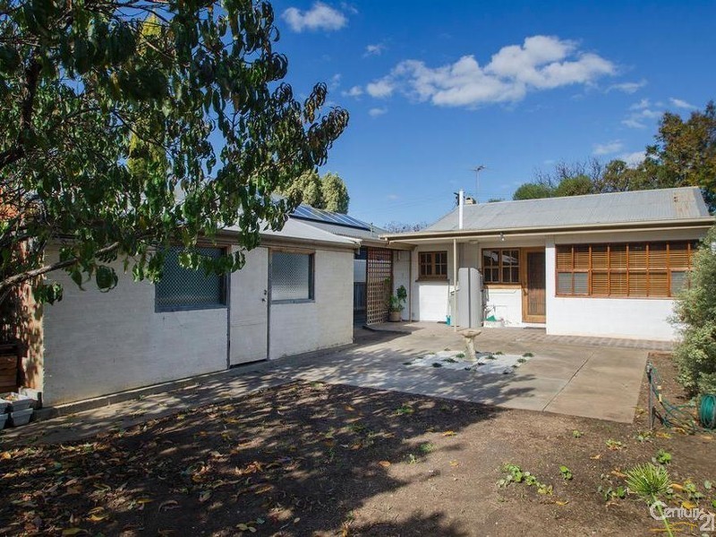 4 Henry Street, Clarence Park SA 5034