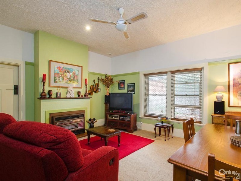 26 Moseley Street, Glenelg SA 5045