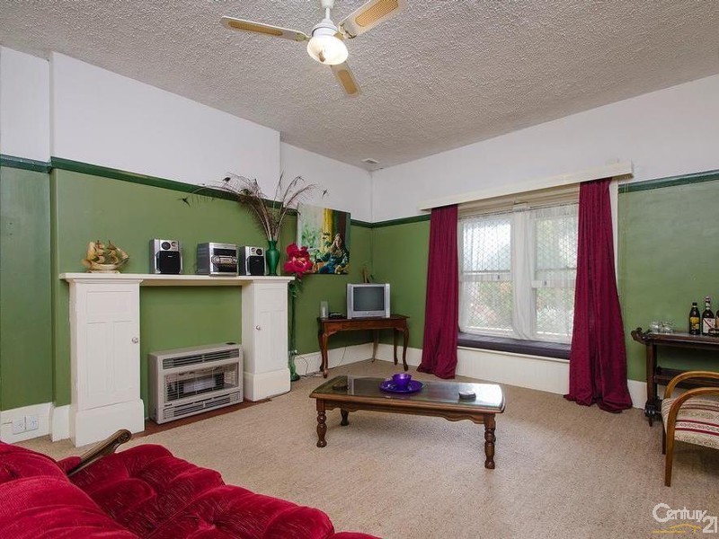 26 Moseley Street, Glenelg SA 5045