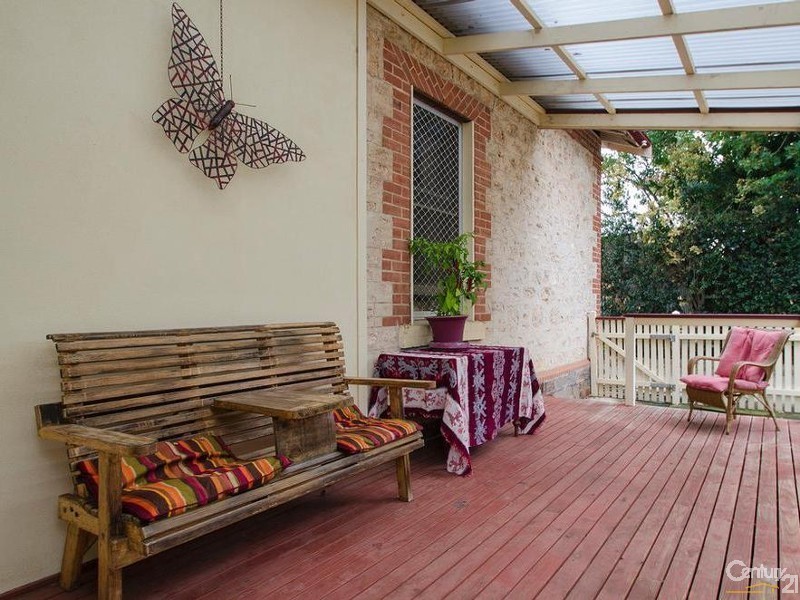 26 Moseley Street, Glenelg SA 5045