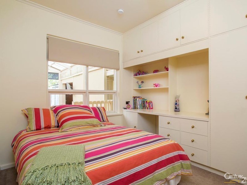 7 Riverside Drive, Bedford Park SA 5042