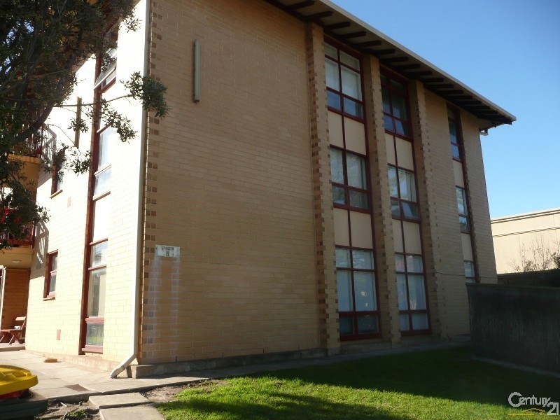 2/3 Broadway, Glenelg South SA 5045