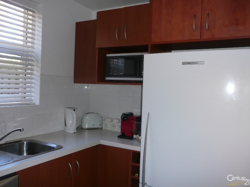 2/3 Broadway, Glenelg South SA 5045