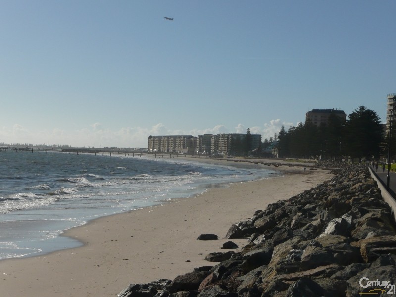 2/3 Broadway, Glenelg South SA 5045