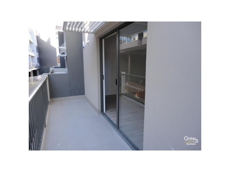 15/10 Darby Lane, Mawson Lakes SA 5095