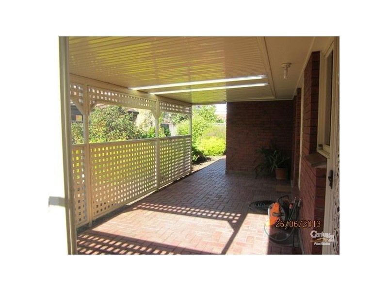 5 Martine Crt, Novar Gardens SA 5040