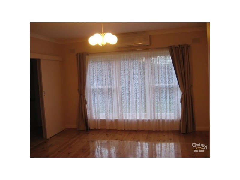 11 Doncaster Ave, Novar Gardens SA 5040