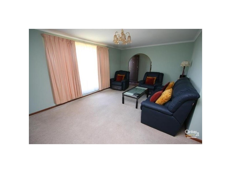 1 Glenway Cres, Hallett Cove SA 5158