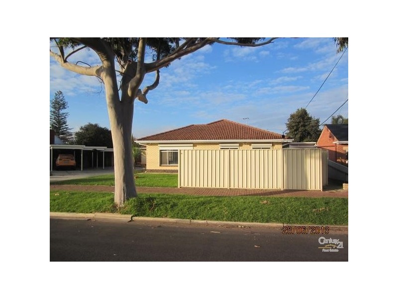 1/16 Golflands Tce, Glenelg North SA 5045