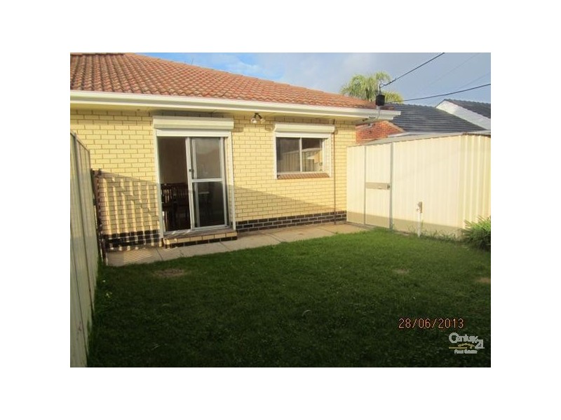 1/16 Golflands Tce, Glenelg North SA 5045