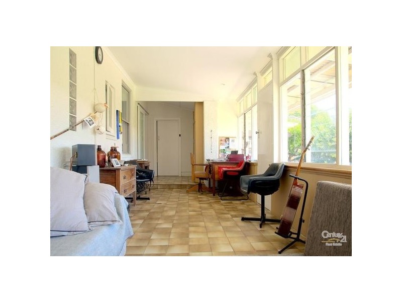 15 Kibby Ave, Glenelg North SA 5045