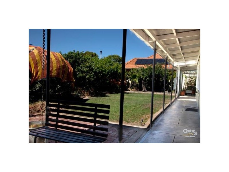 15 Kibby Ave, Glenelg North SA 5045