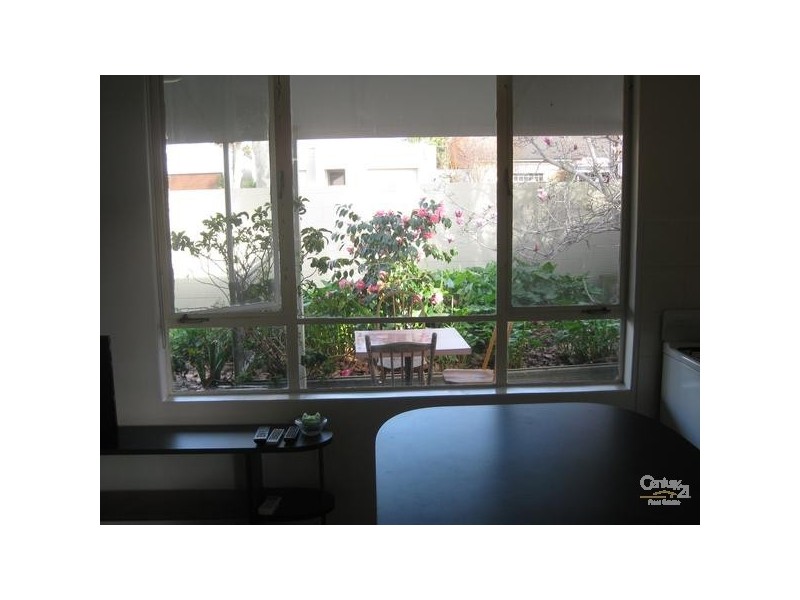 15 Kibby Ave, Glenelg North SA 5045