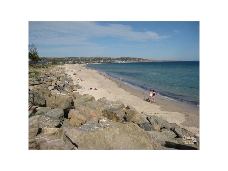32 Richardson Ave, Glenelg North SA 5045