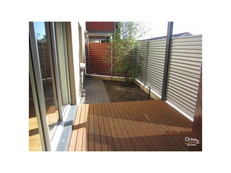 2/4 Packard St, North Plympton SA 5037