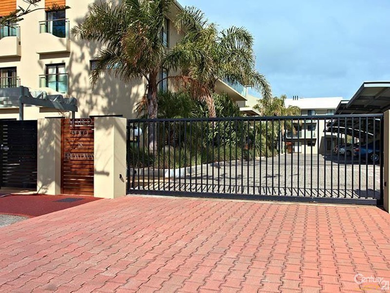 26/18 Broadway, Glenelg South SA 5045