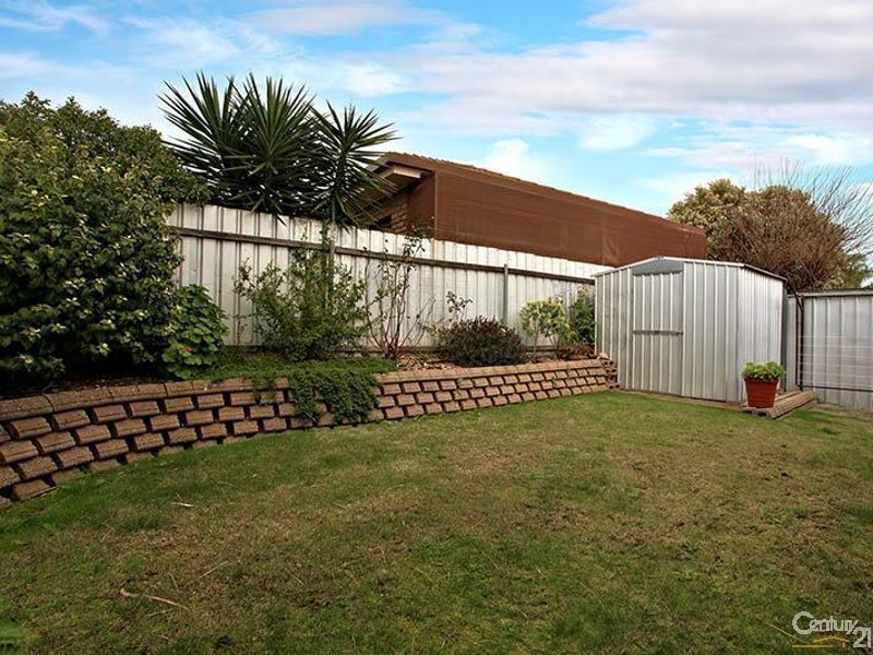 27 Southbound Avenue, Aberfoyle Park SA 5159