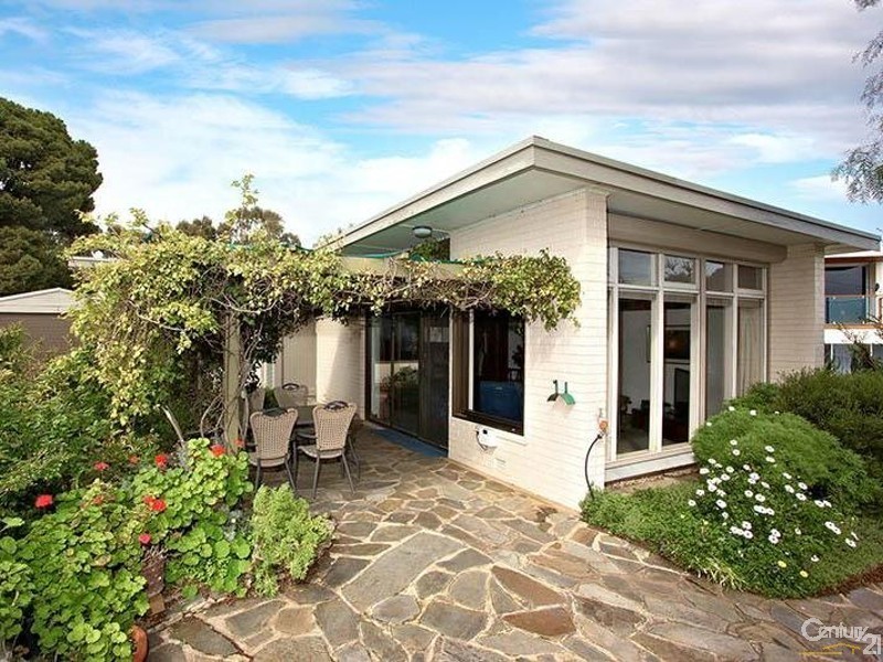 5 Barton Avenue, Marino SA 5049