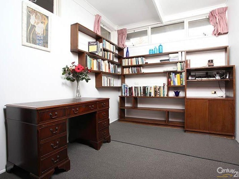 5 Barton Avenue, Marino SA 5049