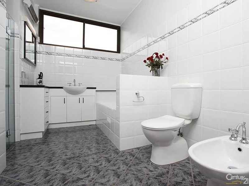 5 Barton Avenue, Marino SA 5049