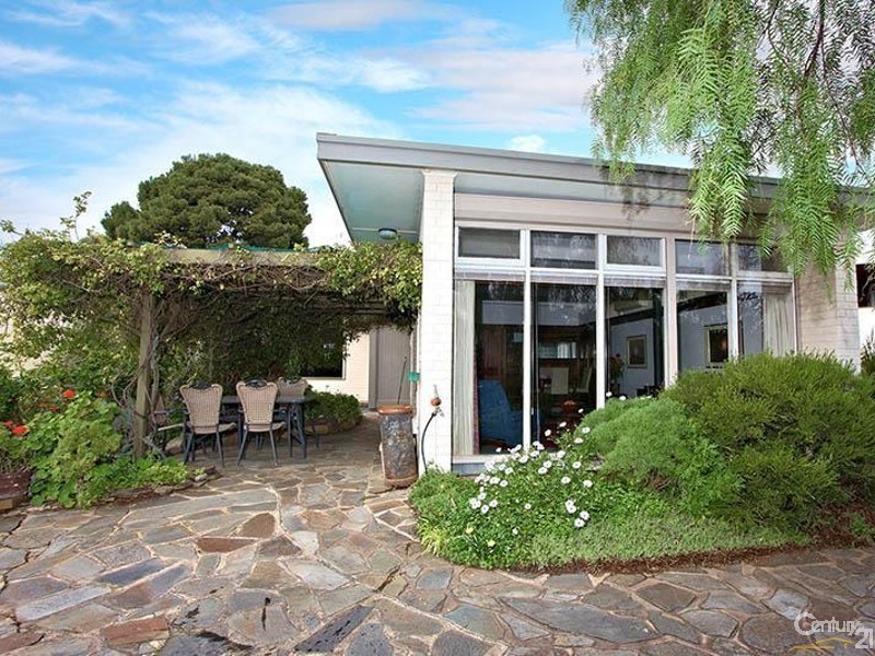 5 Barton Avenue, Marino SA 5049