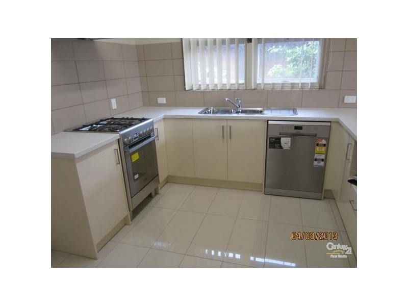 17 Emma St, Marino SA 5049