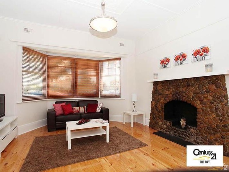 5 Maxwell Terrace, Glenelg East SA 5045