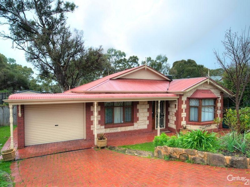 8 Petrel Court, Flagstaff Hill SA 5159