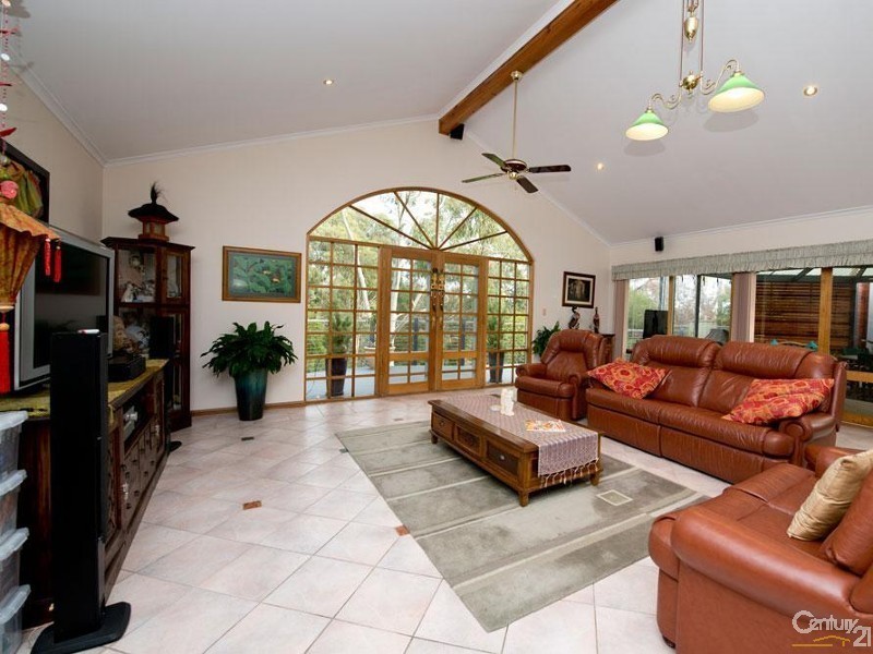 173 Gloucester Avenue, Belair SA 5052