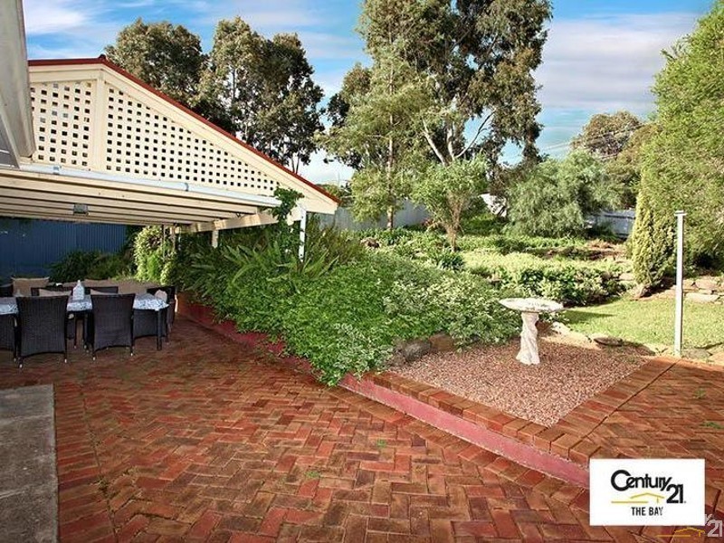 13 Delta Crescent, Aberfoyle Park SA 5159