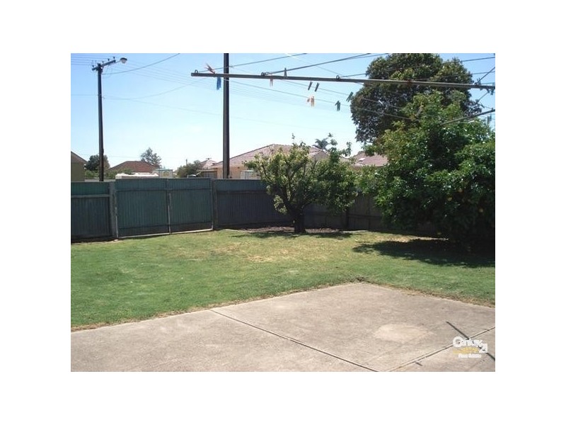 19 POOLE STREET, Woodville South SA 5011